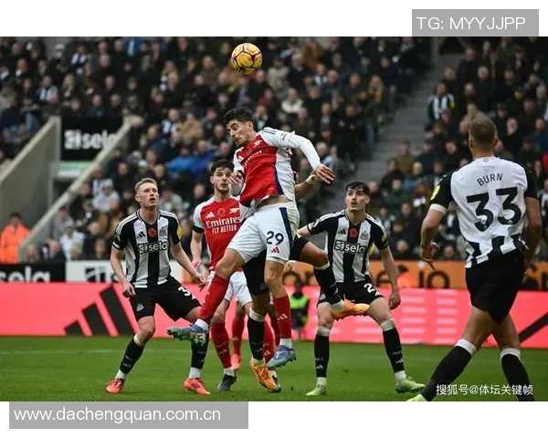 约治与玻利瓦尔的世纪对决：历史理念与影响的深度剖析