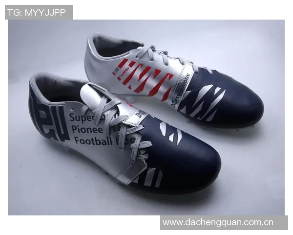 足球明星选择鞋子的秘诀与推荐款式解析 足球明星选择鞋子的秘诀与推荐款式解析